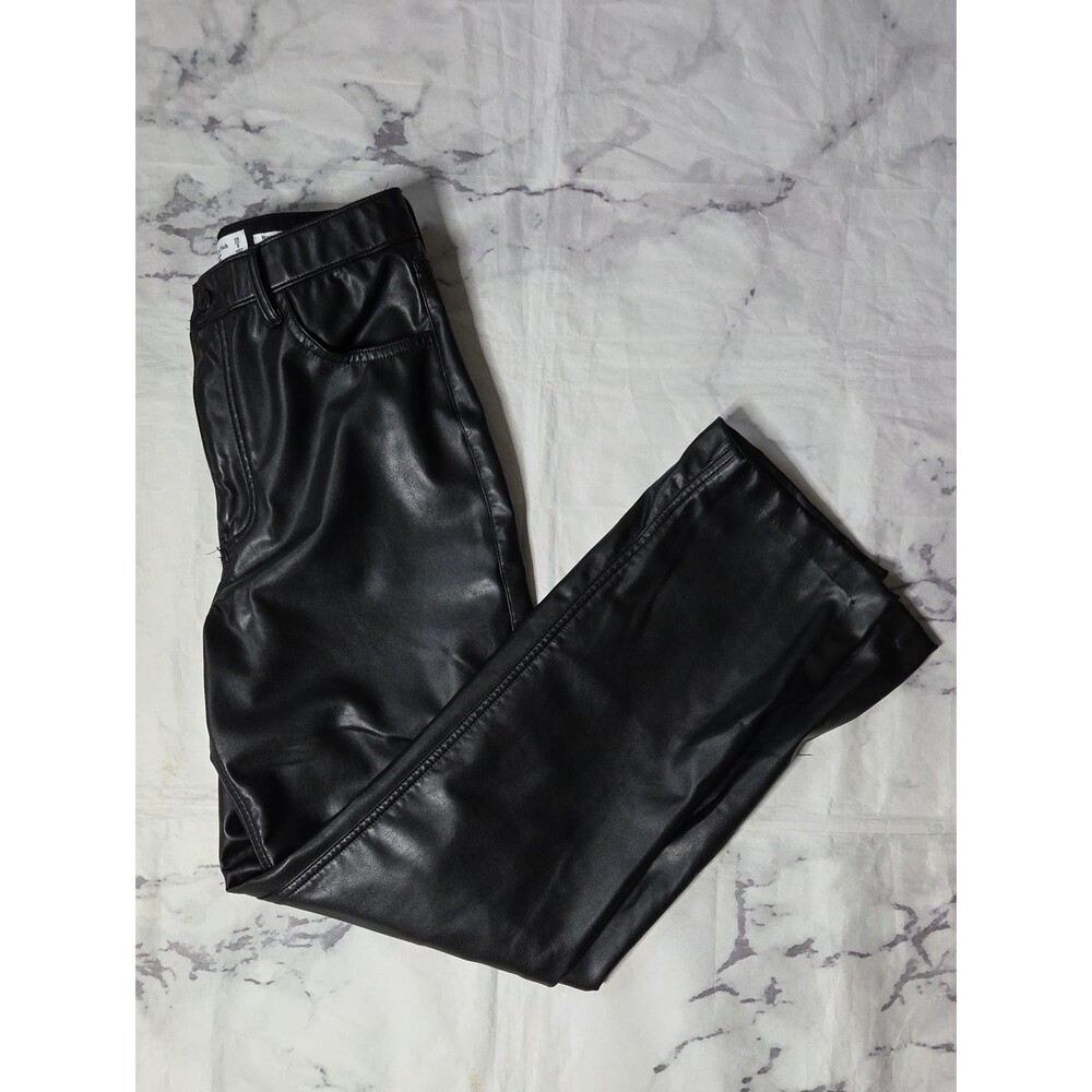 Abercrombie & Fitch The 90s Straight Ultra High Rise Faux Leather Pants